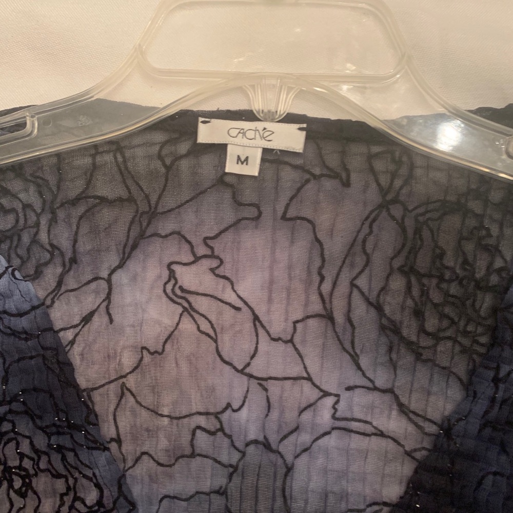 Cache V Neck Blouse - Picture 4 of 4